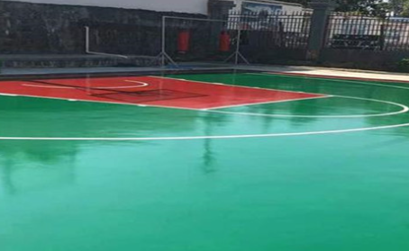 大兴篮球场翻新地面